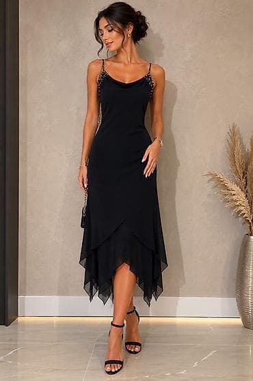 Elegantna crna midi haljina sa tankim bretelama i asimetričnim