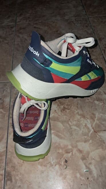 Donji delovi trenerke: Patike, Reebok, veličina - 44 — 4