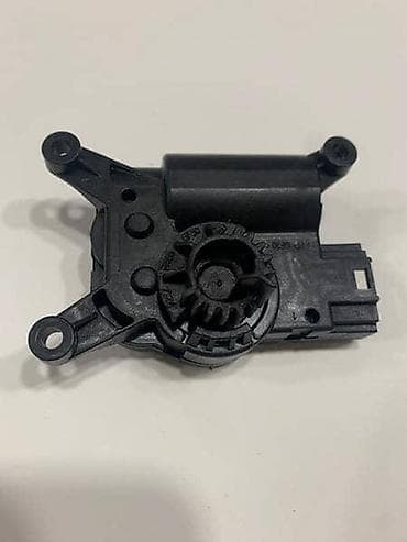 MOTOR KLAPNE GREJANJA GOLF ZA VOLKSWAGEN GOLF 7 - 5Q0907511H | Motor at lalafo.rs MOTOR KLAPNE GREJANJA GOLF ZA VOLKSWAGEN GOLF 7 - 5Q0907511H | Motor