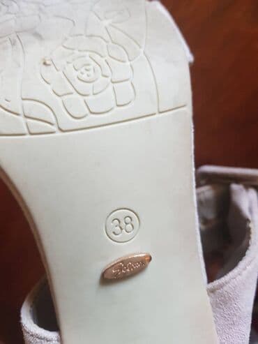 jednodelne pidzame h: Sandals, 38 — 3