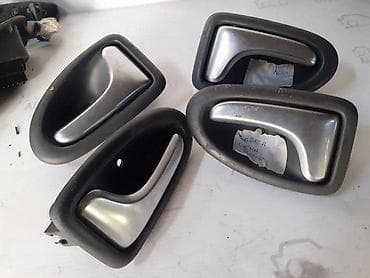 smart auto kupujemprodajem: KVAKE ZA RENAULT SCENIC OD 1998. DO 2003. GOD. | unutrašnje i — 2