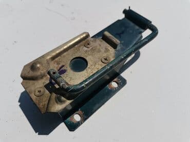 motor brisaca zastava 101: Drzac prednje haube sa drzacem boce brisaca Lada 21213,21214 Niva — 7