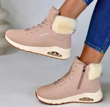 zimska cipela: Duboke skechers 😍 🎨Dostupne boje Velicina 36 do 41 🛒 3,980 din — 2