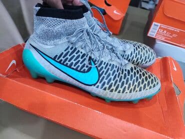 pojasevi za haljine: Trainers, Nike, size - 44 — 3