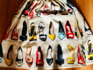 Suknja sa motivom cipelica M/Xl — 2