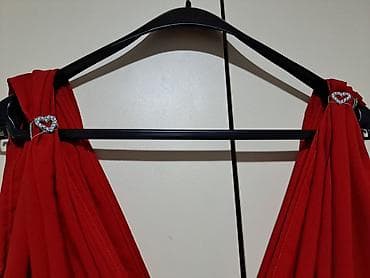 wikiki haljine: Elegantna duga crvena haljina - Model: duga, lepršava silueta - — 1