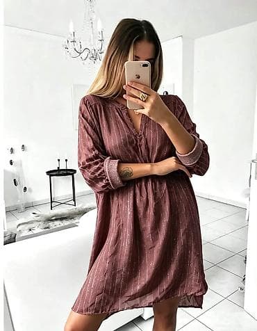 parka h: 07. Za punije dame
Košulja/haljina + kaiš
Cena : 2.450 dinara H — 4
