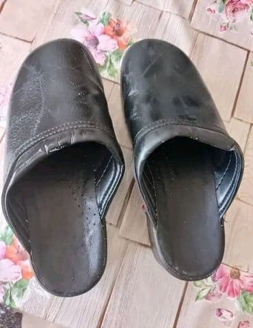Clogs, 39