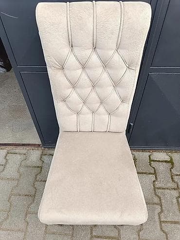 polovne kancelarijske stolice: Tapacirane stolice sa visokim naslonom – klasičan dizajn sa dugmadima — 8