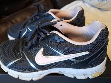 Nike ženske patike za trčanje - Model: Nike (etiketa sa jezička na