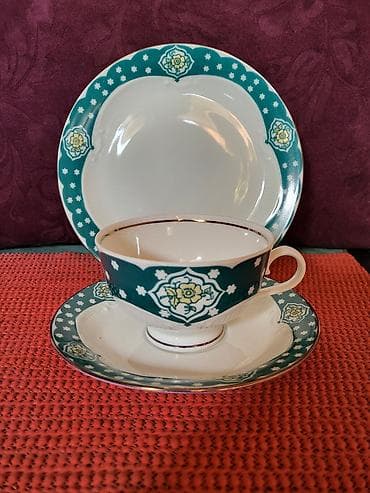 Set memacki porcelan Lettin 70te. Set perfektan. pozlata na lalafo.rs Set memacki porcelan Lettin 70te. Set perfektan. pozlata