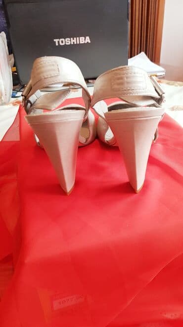 Sandale, Marco, 37 — 2