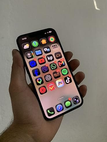 polovni risiveri za tv: Apple iPhone 13, crna boja. Iphone 13 5G Sve ispravno ima tragove — 1