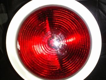 clobevent s: Infra medicinska lampa 150 W (2 modela) Model 1 (slike 1-4): EWT — 8