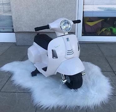 tunike za devojcice: Električni dečji motocikl – retro skuter stil - Dizajn inspirisan — 1