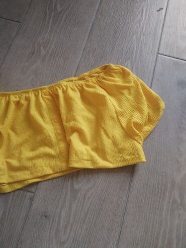 crop top h m: Majica xs — 1