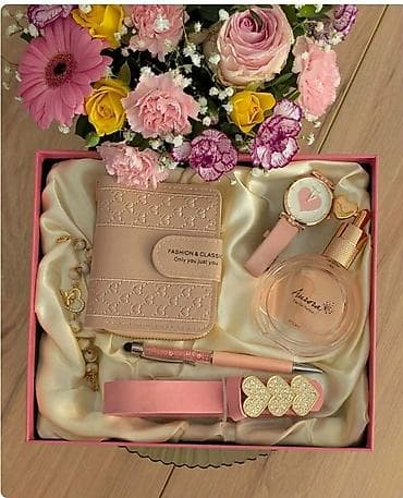 elode parfemi spisak: Poklon set ženski 6u1 Poklon Set za Dame – Elegantno &Romantično! — 1