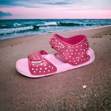 obuća fontana слике: Sandals — 1