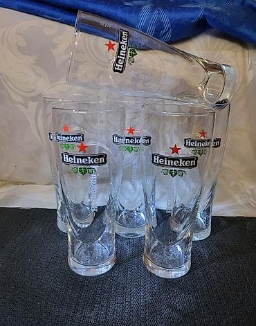 stopsol staklo braon: Case nove,vintaz Heineken za pivo 0,350 L . Case sve na njima odsjaj — 2