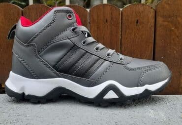 Patike, veličina - 39