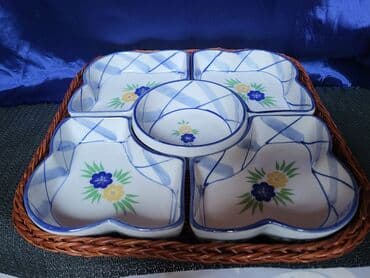 porcelanske solje za caj: Tanjir porcelanski vintaz,petodelni za serviranje,posluzenje. Tanjir — 4