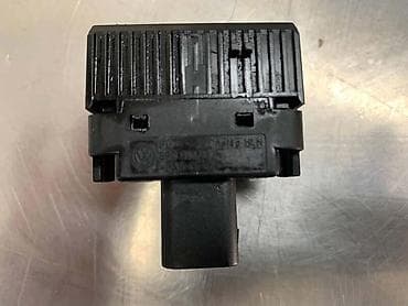 auto otpad krusevac: PREKIDAC SVETLA ZA VOLKSWAGEN POLO - 6R0941333 | Prekidac svetla — 3