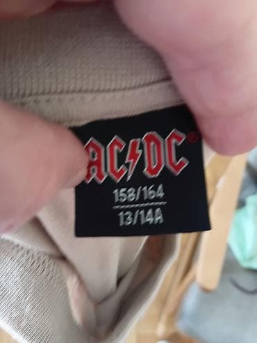 roze komplet: Set od 5 majica 1) AC/DC majica – kratki rukav, kružni izrez, sivi — 2