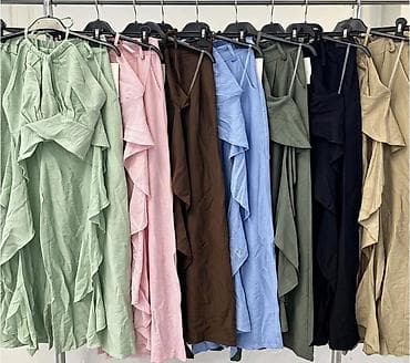 prsten sa opalom: Komplet crop top sa volanima,vezuje se oko vrata,gola ledja i duboke — 10