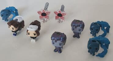 pepco rančevi: Kolekcija minijaturnih figura/privезака inspirisanih serijom Stranger — 2