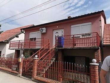 Naslov: Petrovaradin - 105m2 - Gornji sprat (kao kuća) - POGLED NA