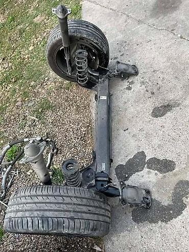polovni delovi za auto prikolice: RUCICA MENJACA ZA VOLKSWAGEN GOLF 8 | Polovni Delovi za Volkswagen — 4