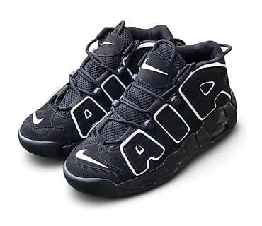 baletanke patike: Nike Air More Uptempo, crno-beli košarkaški patike sa prepoznatljivim — 1