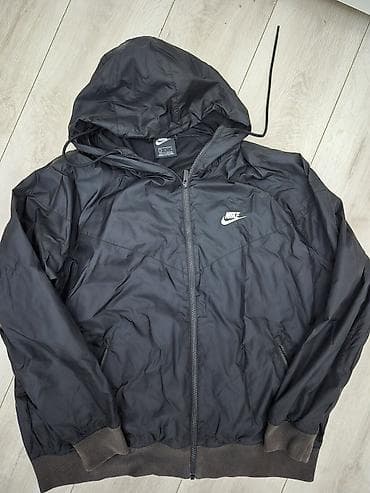 Nike muška jakna sa kapuljačom - Model: lagana sportska jakna sa