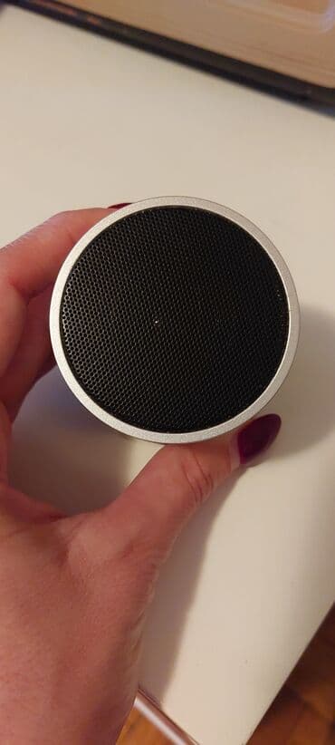 polovni zvucnici: Zvučnik bluetooth — 2