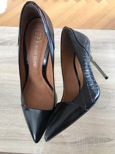 Pumps, 39