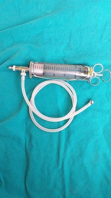 Glucometers: Špric 100 ml za pretakanje ispiranje. Može i za druge namene . Kao — 1