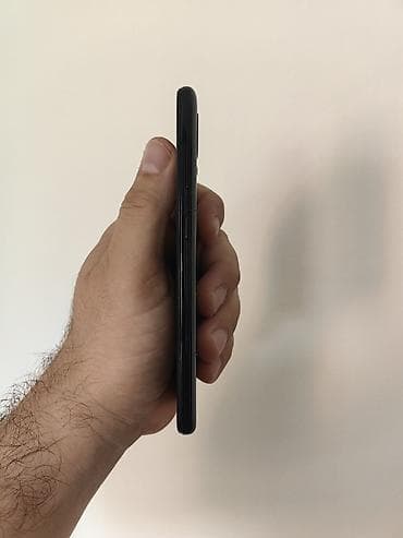 samsung m10 cena: Samsung A20e dual sim, otključan za sve mreže. Ima 3/32 gb memorije — 2