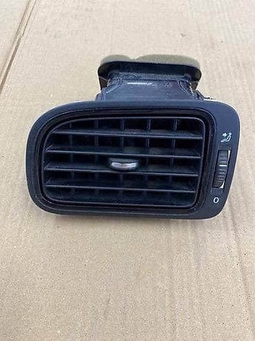 auto delovi ruma: RESETKA VENTILACIJE ZA VOLKSWAGEN POLO - 6R0819703 | Resetka — 3