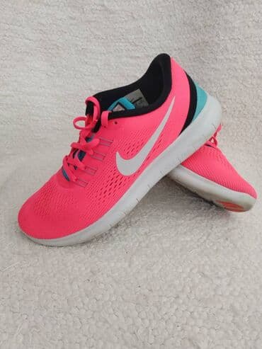 liu jo mokasine zenske: Nike, 39 — 7