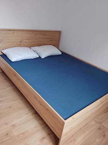 Sweatpants: 2 bedroom — 1