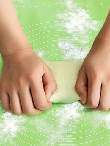 komode sa ogledalom za spavacu sobu: Silikonska podloga za testo XXL Mat 70x50 cm PONOVO ŠOK CENA ! U TOP — 10