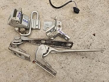 SARKA NOSAC HAUBE ZA VOLKSWAGEN PASSAT B5 na lalafo.rs SARKA NOSAC HAUBE ZA VOLKSWAGEN PASSAT B5