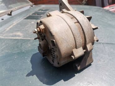 dizalica za auto na vazduh: Alternator Lada 21214i Niva br.3. Polovan, očuvan. Skinut sa — 10