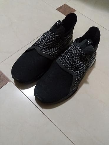 Sportske patike bez pertli – crne - Model: slip-on patike sa