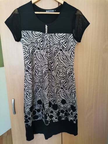 Swimsuits: Haljina XL. U veoma dobrom stanju, nošena je malo, super očuvana — 2