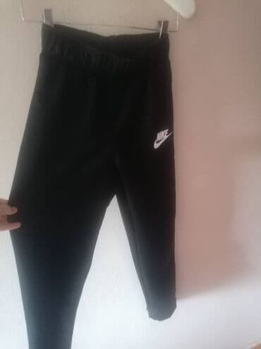 kupujem prodajem polovne stvari iz nemacke: Nike, XS, Jednobojni, bоја - Crna — 4