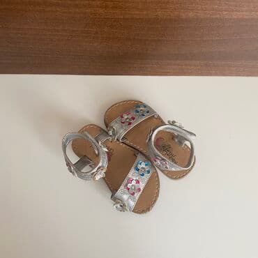 mikrofoni za decu: Preslatke Rachel Shoes sandale za male devojcice Nisu puno nosene,u — 4