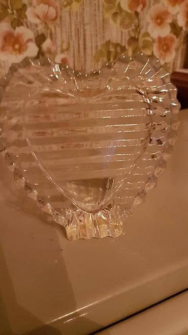 NOVO . Kristalno srce