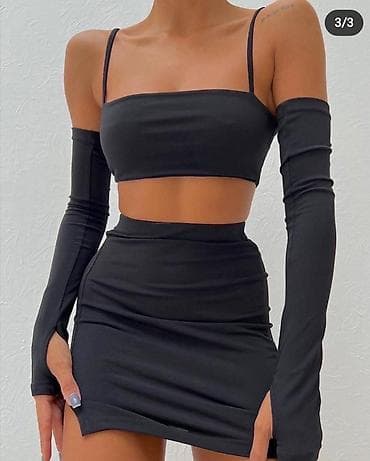 Kompleti suknja i bluza sa elastinom. Crna,tamno plava,svetlo
