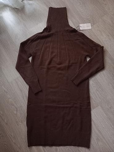 Women's Sweatsuits: Haljina rolka nova,braon bojeprelepo stoji,uni velicina — 1